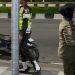 Satpol PP Samarinda Tegas Tertibkan Pedagang yang Kuasai Trotoar, Barang Dagangan Terancam Diamankan