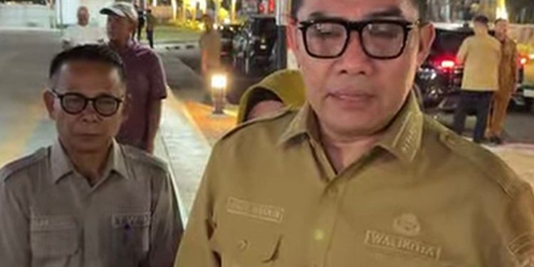Wali Kota Samarinda Tegaskan Sisa Pengerjaan Teras Tahap II Tetap Dituntaskan Selama Masa Pemeliharaan